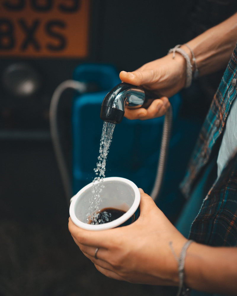 Load image into Gallery viewer, LifeSaver Jerrycan Shower Attachment